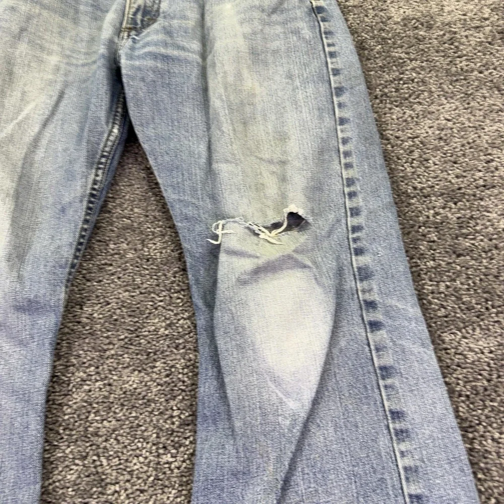 Lee Jeans Mens 32x30 Blue Relaxed Fit Bootcut Light Wash Distressed Denim